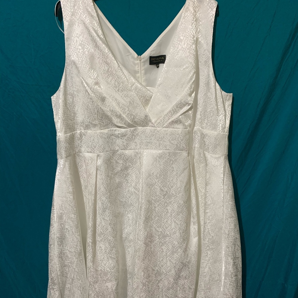 Lovely white dress Giovanna size26w